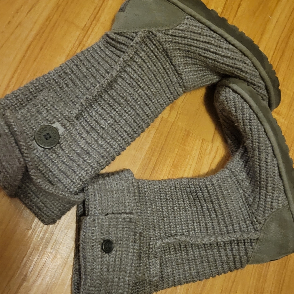 Uggs Classic Cardy II Knit Boot
